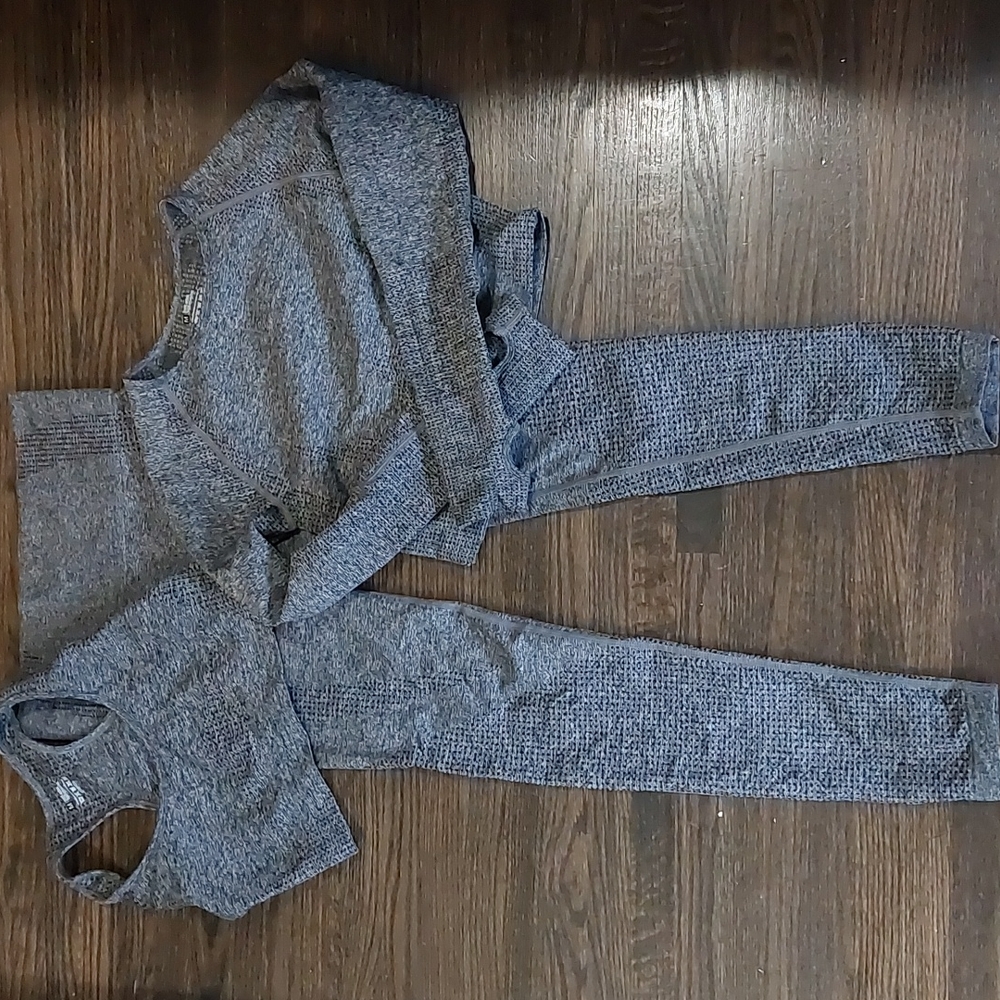 3 peice compression never worn